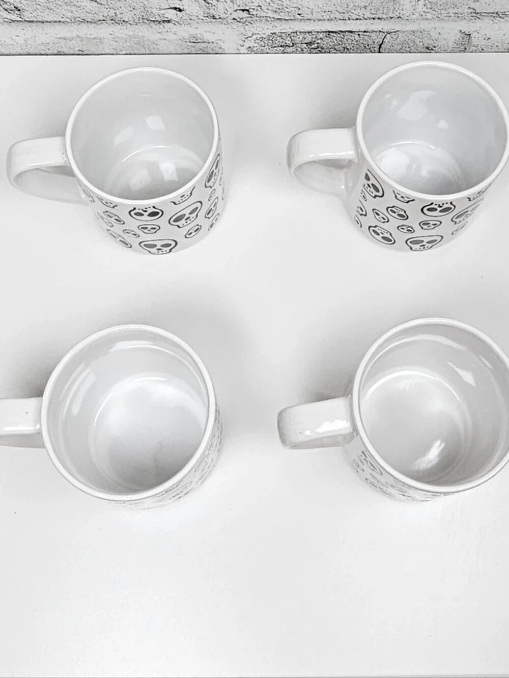 Bread and Butter Spooky Time Skull Mug Set With Metal Rack Halloween